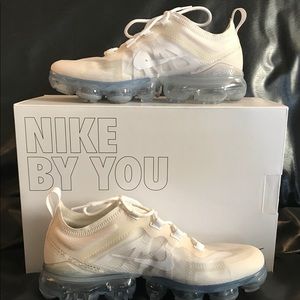 Women’s White 2019 Vapormax Nike by You
